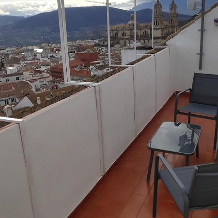 Duplex San Lorenzo 2 Parking Gratuitos Y Piscina Jaen Exterior photo